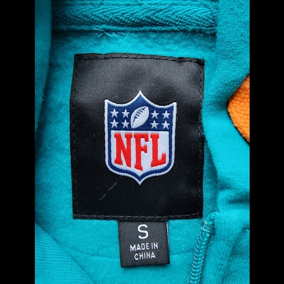BNWT NFL Men's Size S Miami Dolphins Embroidered Zipper Pocket Hoodie - Picture 4 of 9